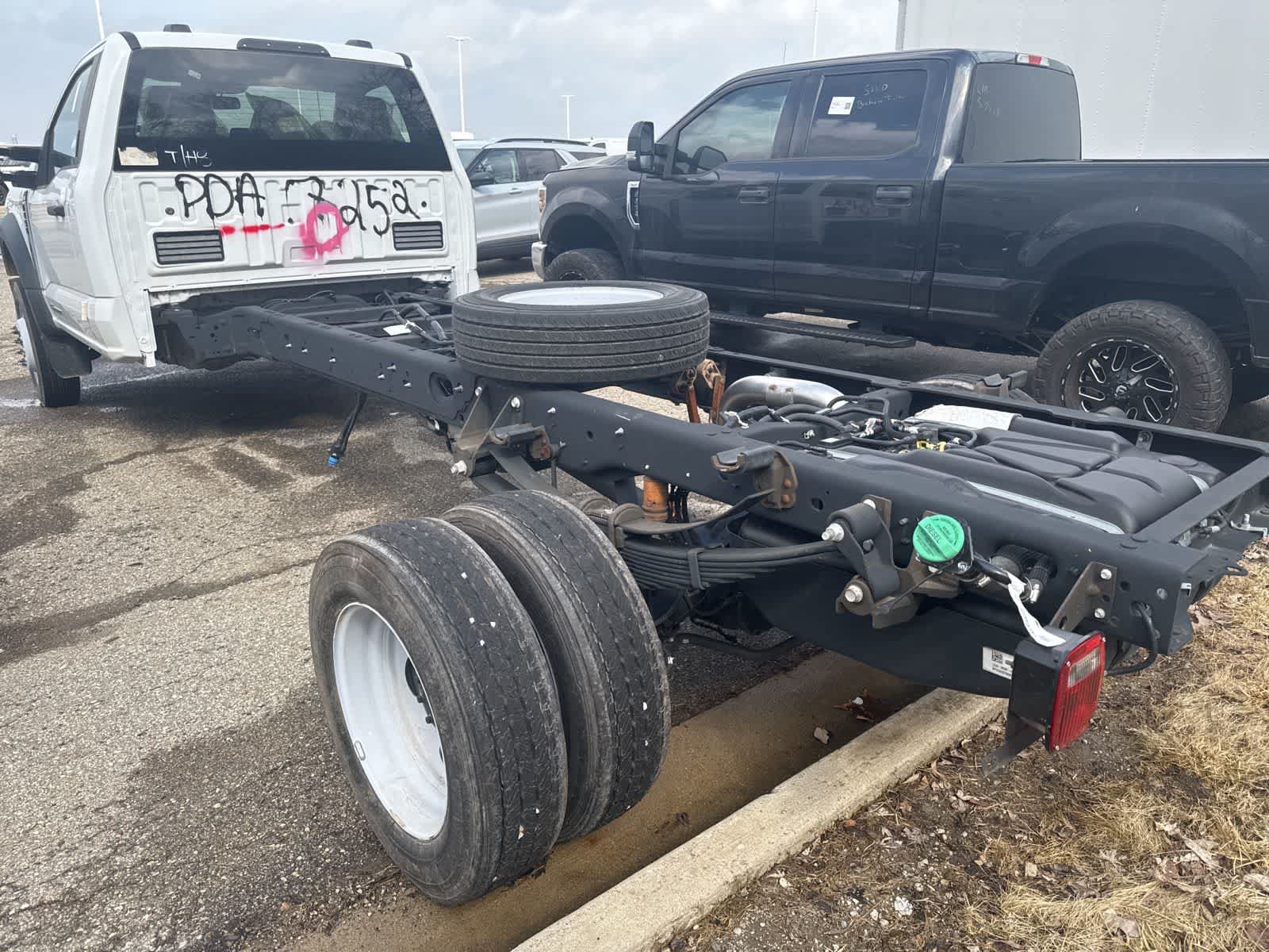 Used 2023 Ford F450 XLT w/ XLT Value Package RWD image 25