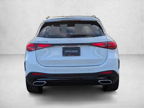 New 2026 Mercedes-Benz GLC 300 image 8