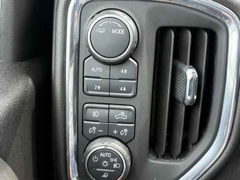 Used 2022 Chevrolet Silverado 2500 LTZ w/ LTZ Plus Package AWD/4WD image 19
