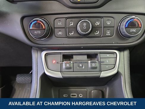 Certified 2023 GMC Terrain SLE w/ Driver Convenience Package FWD image 21