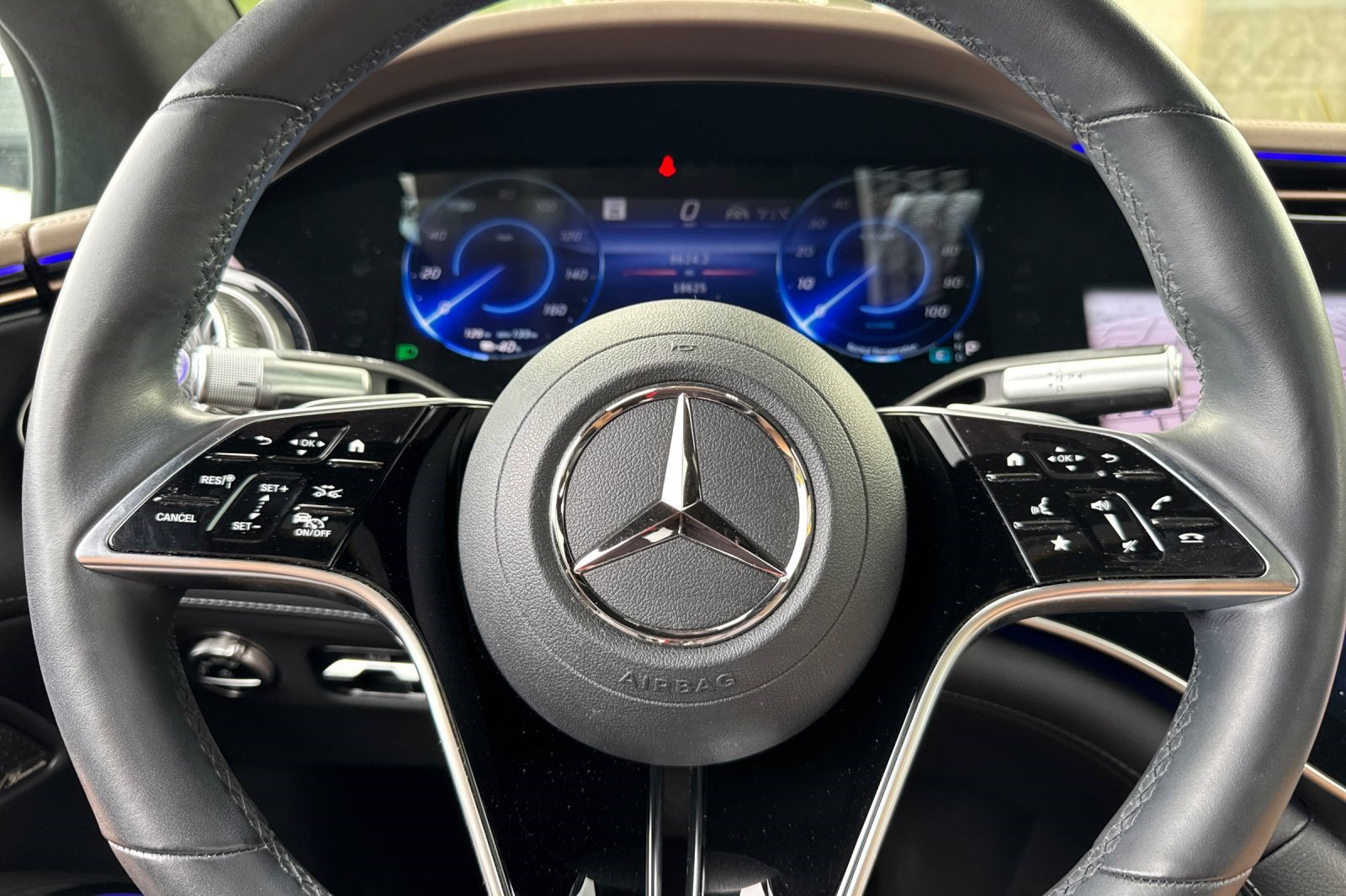 Certified 2023 Mercedes-Benz EQS 580 4MATIC Sedan image 11