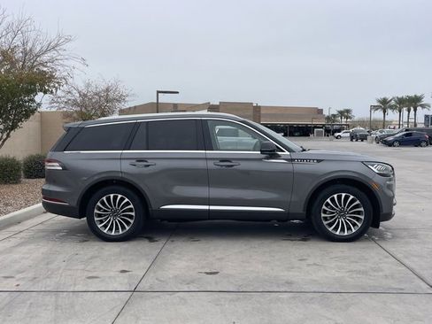 Used 2024 Lincoln Aviator Reserve image 3