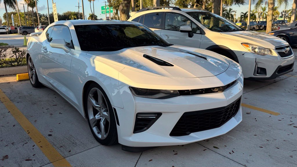 Used 2016 Chevrolet Camaro SS RWD image 5