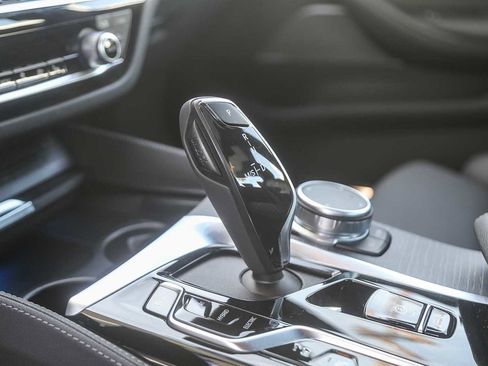 Certified 2023 BMW 530e w/ M Sport Package image 19