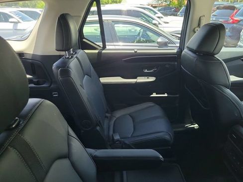Used 2024 Honda Pilot EX-L image 4