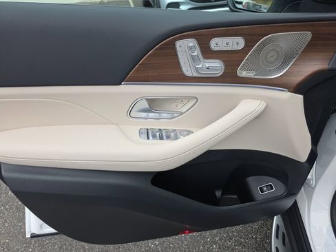 New 2026 Mercedes-Benz GLE 450 4MATIC image 11