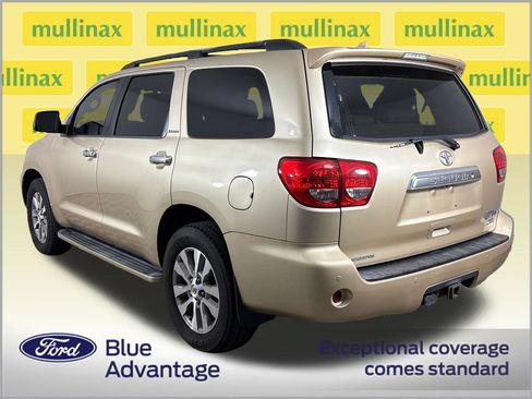 Used 2017 Toyota Sequoia Limited w/ Safety & Convenience Package AWD/4WD image 10
