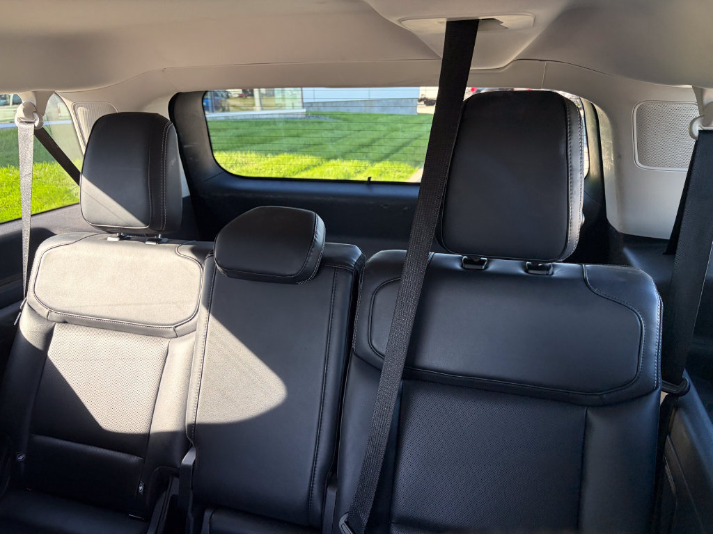 Used 2025 Ford Expedition Max Platinum AWD/4WD image 15