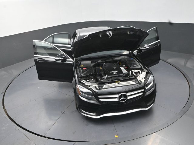 Used 2015 Mercedes-Benz C 300 Sedan image 40