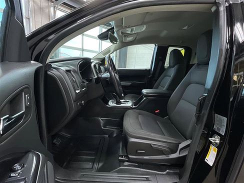 Used 2022 Chevrolet Colorado LT w/ Fleet Safety Package image 11