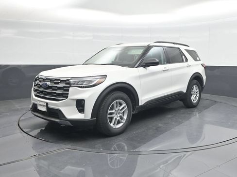New 2026 Ford Explorer Active w/ Active Comfort Package RWD image 31