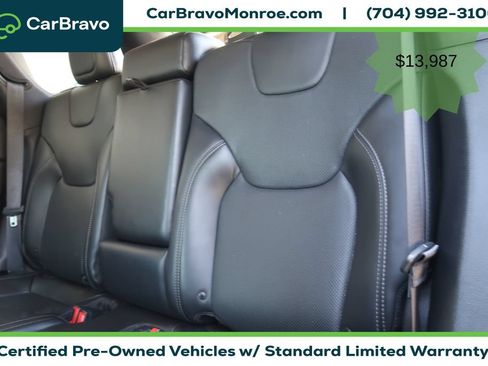 Used 2019 Jeep Cherokee Limited AWD/4WD image 32