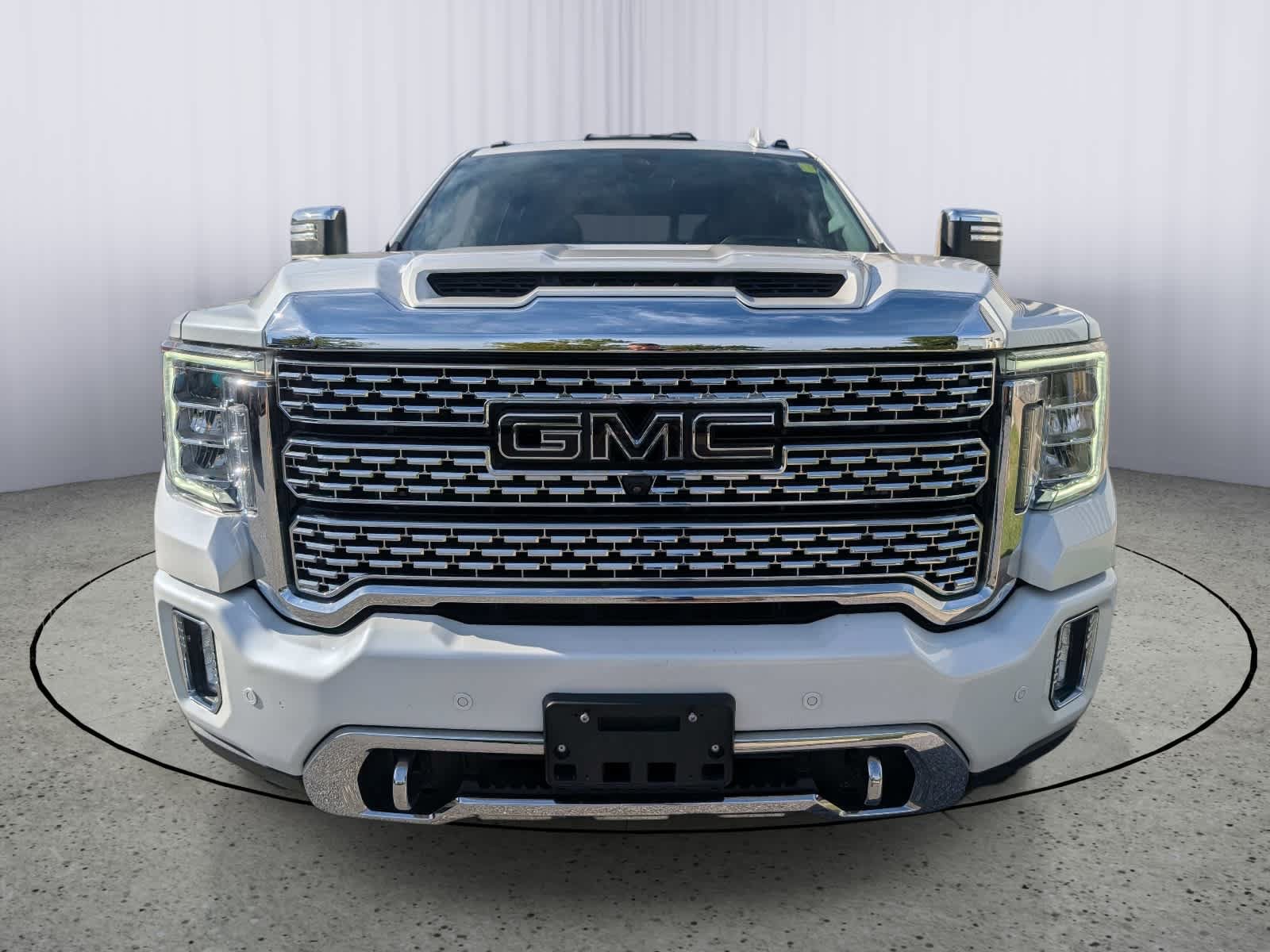 Certified 2023 GMC Sierra 3500 Denali w/ Denali Ultimate Package AWD/4WD image 8