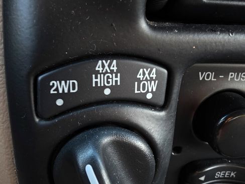 Used 1997 MAZDA B-Series Pickup B4000 4wd Se Manual, 5-spd V6, image 10