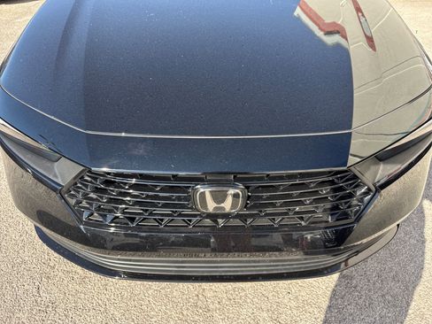 Used 2025 Honda Accord Sport image 13