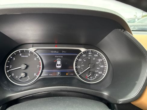 Used 2024 Nissan Sentra SV w/ SV Premium Package FWD image 28