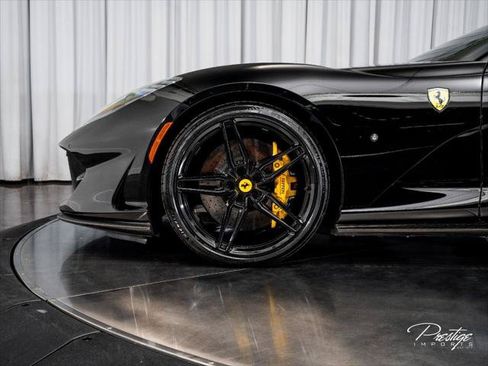 Used 2022 Ferrari 812 GTS RWD image 14
