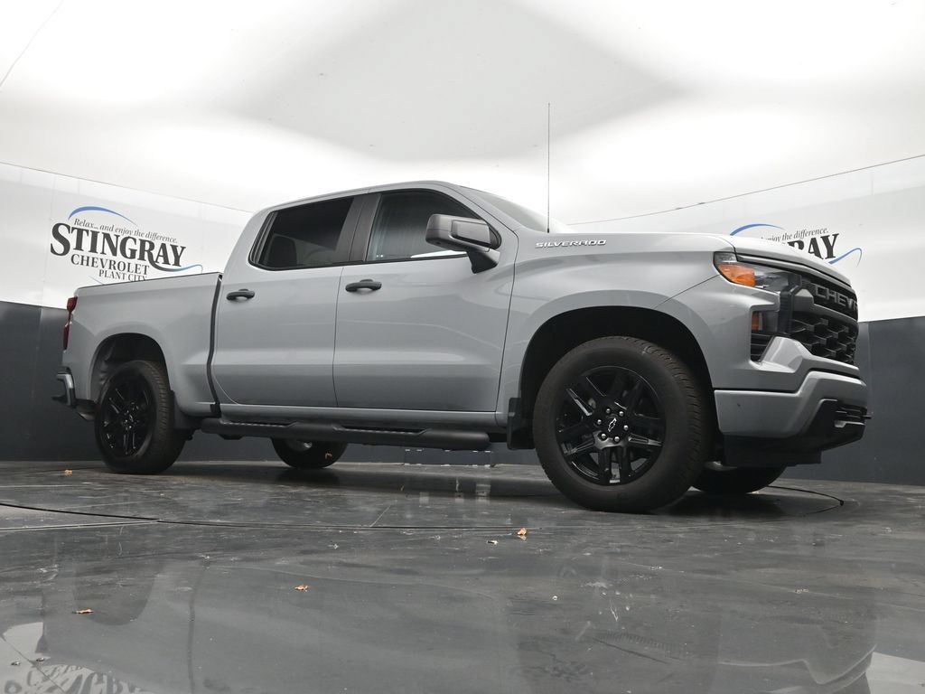 Certified 2025 Chevrolet Silverado 1500 Custom RWD image 26
