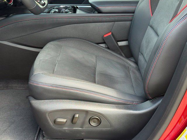 Used 2024 Chevrolet Blazer EV RS AWD/4WD image 14
