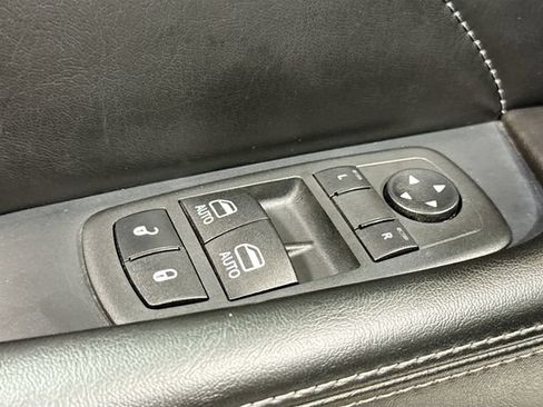 Used 2021 Dodge Challenger R/T Scat Pack w/ Plus Package RWD image 18