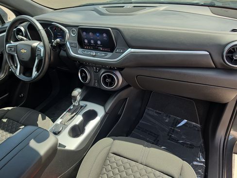 Used 2020 Chevrolet Blazer LT FWD image 12