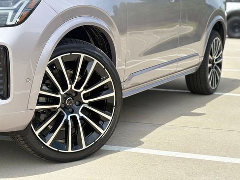 New 2026 Volvo XC90 B6 Ultra w/ Protection Package Premier AWD/4WD image 10