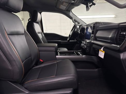 New 2026 Ford F250 Lariat w/ Chrome Package image 27