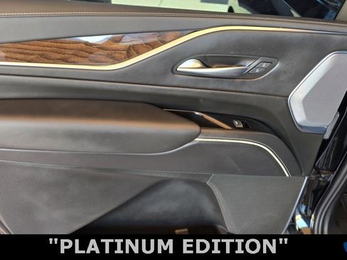 Used 2023 Cadillac Escalade ESV Sport Platinum image 21