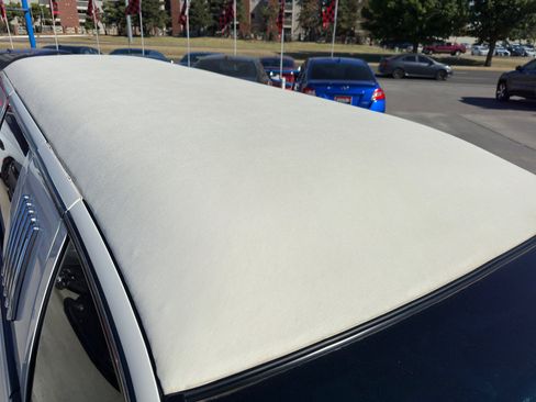 Used 2009 Cadillac DTS Limousine image 66