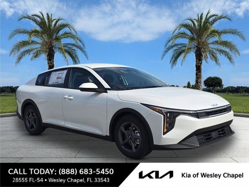 New 2026 Kia K4 FWD image 1