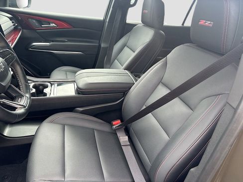 Used 2025 Chevrolet Traverse Z71 w/ Enhanced Driving Package AWD/4WD image 22