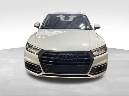 Used 2019 Audi Q5 2.0T Premium Plus w/ Premium Plus Package AWD/4WD image 9