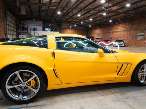 Used 2013 Chevrolet Corvette Grand Sport w/ 3LT Preferred Equipment Group RWD image 16