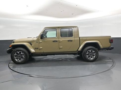 New 2026 Jeep Gladiator Sport AWD/4WD image 25