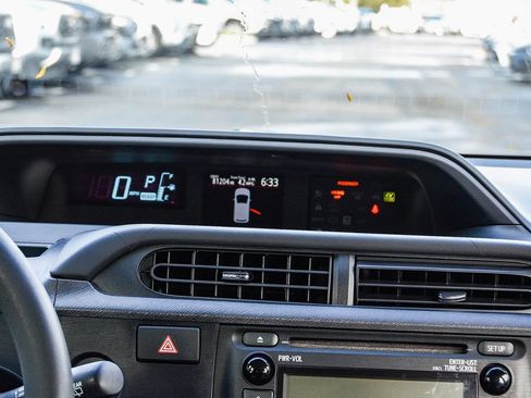 Used 2014 Toyota Prius C Two image 14