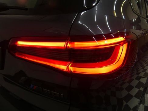 Used 2020 BMW X5 M50i w/ Premium Package image 16