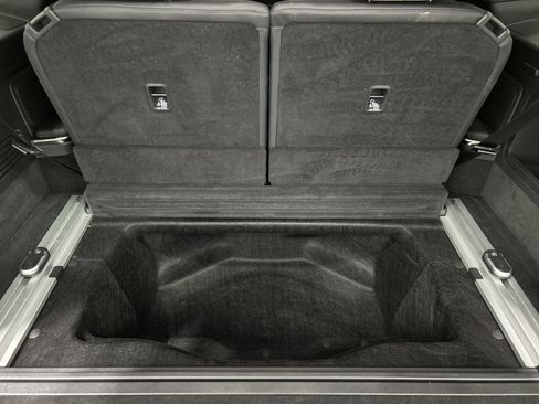 Used 2025 Rivian R1S Adventure AWD/4WD image 26