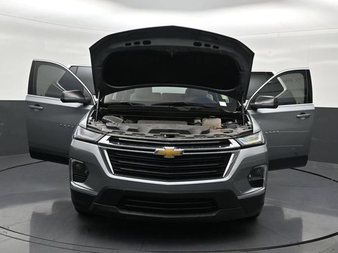 Used 2023 Chevrolet Traverse LS FWD image 37