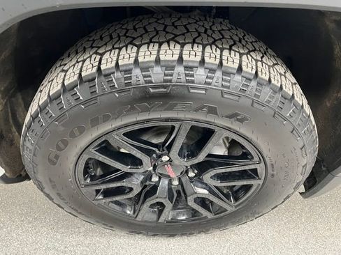 Used 2024 GMC Sierra 1500 Pro w/ Graphite Edition AWD/4WD image 13
