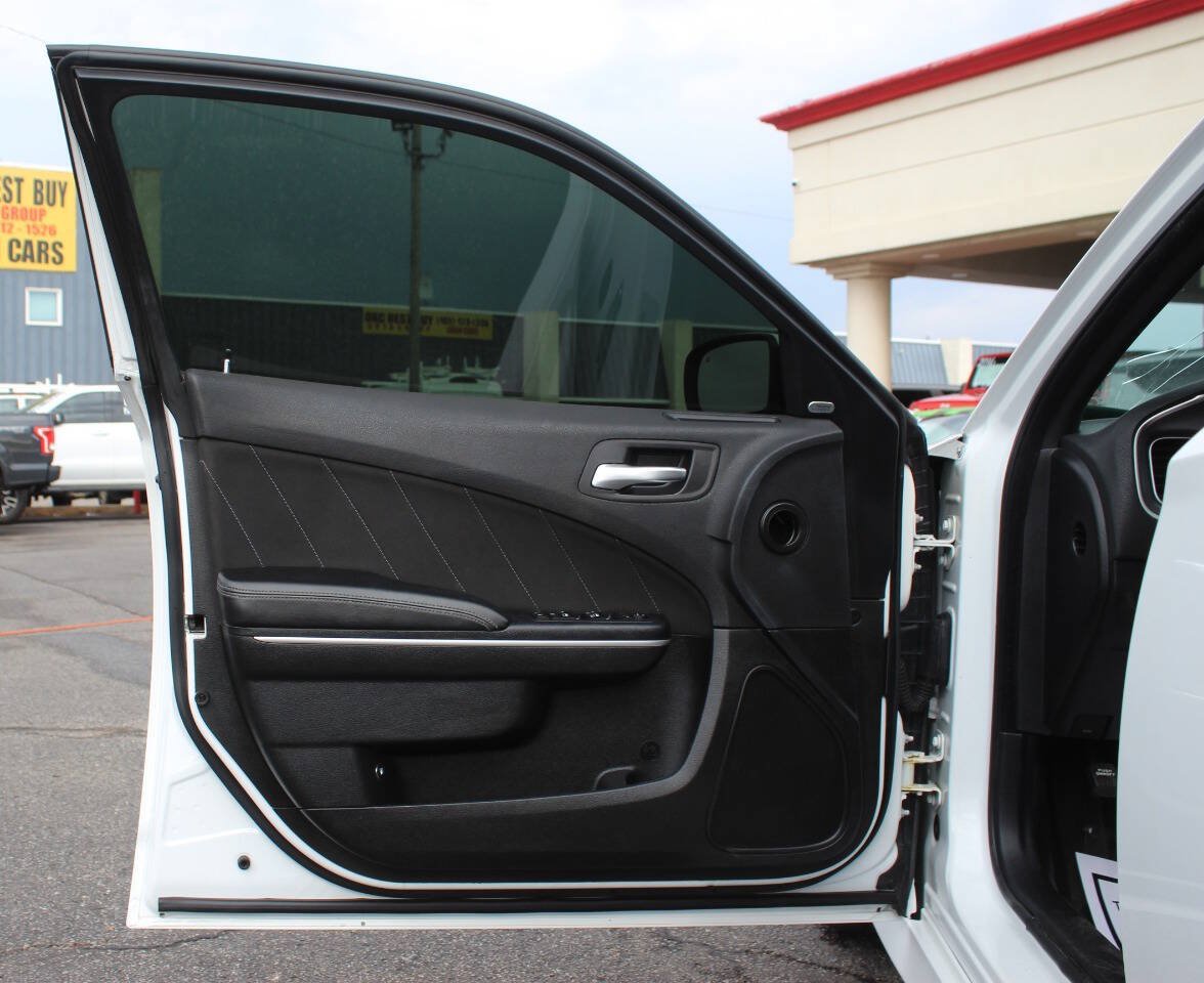 Used 2019 Dodge Charger Scat Pack RWD image 9