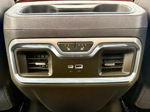 Used 2025 GMC Sierra 2500 Denali Ultimate w/ Max Trailering Package image 14