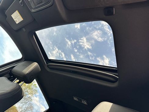 Used 2024 GMC Sierra 2500 AT4 w/ AT4 Premium Plus Package image 32