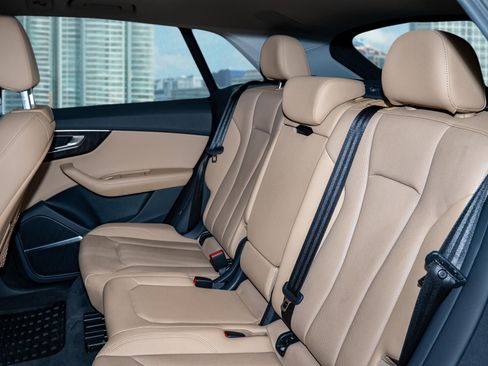 Used 2023 Audi Q8 Premium Plus w/ Premium Plus Package image 17