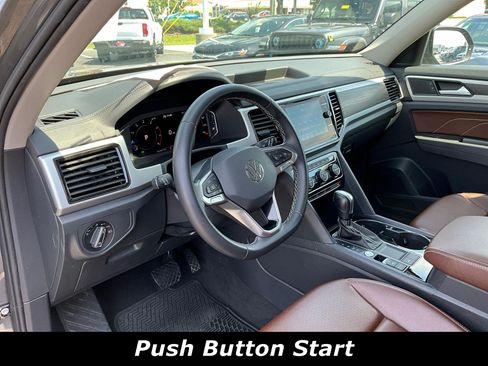 Used 2022 Volkswagen Atlas SE FWD image 16