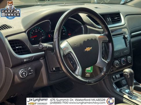 Certified 2017 Chevrolet Traverse LT w/ Style and Technology Package FWD image 12