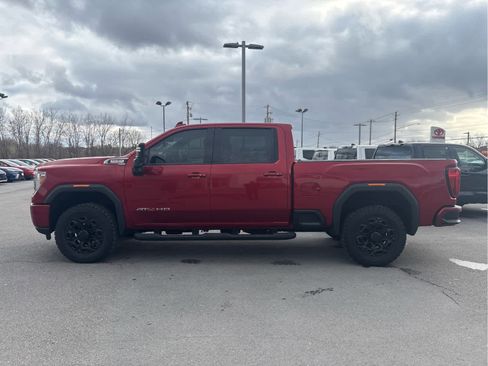 Used 2022 GMC Sierra 2500 AT4 image 4