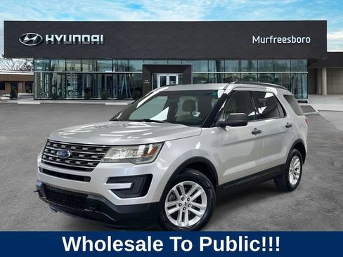 Used 2016 Ford Explorer FWD image 1