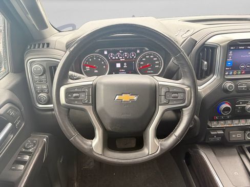 Used 2021 Chevrolet Silverado 1500 LTZ w/ LTZ Premium Package AWD/4WD image 17