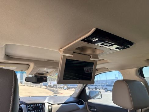 Used 2019 GMC Yukon SLT w/ Open Road Package image 15