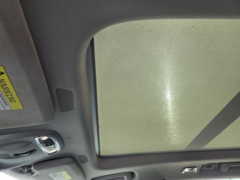 Used 2017 Volvo XC90 T6 Momentum w/ Vision Package image 22